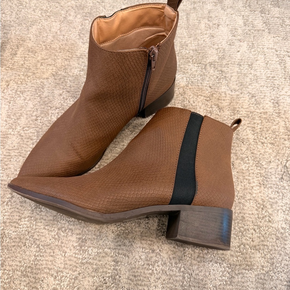 Women’s Brown Textured Ankle Booties - Classic Chelsea Style